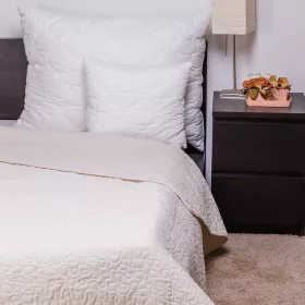   Naturtex Clara microfiber ágytakaró - bézs márvány steppelt 235x250 cm
